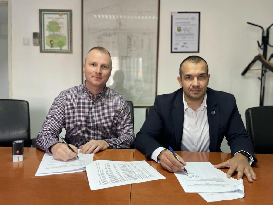 Sporazum o nabavci kamiona rolokipera