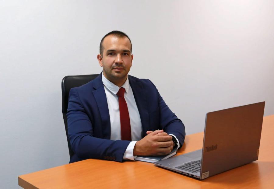 DEMANT
